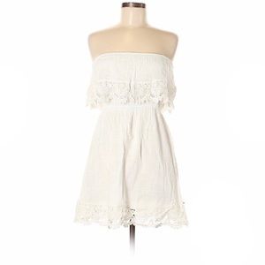 O’Neill Boho Strapless Cream Lace Dress. Size XS.